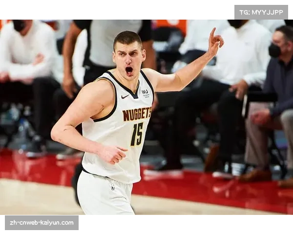 约基奇29.2分12.3板11助准三双,高位策应重塑中锋角色 约基奇29.2分12.3板11助准三双,高位策应重塑中锋角色